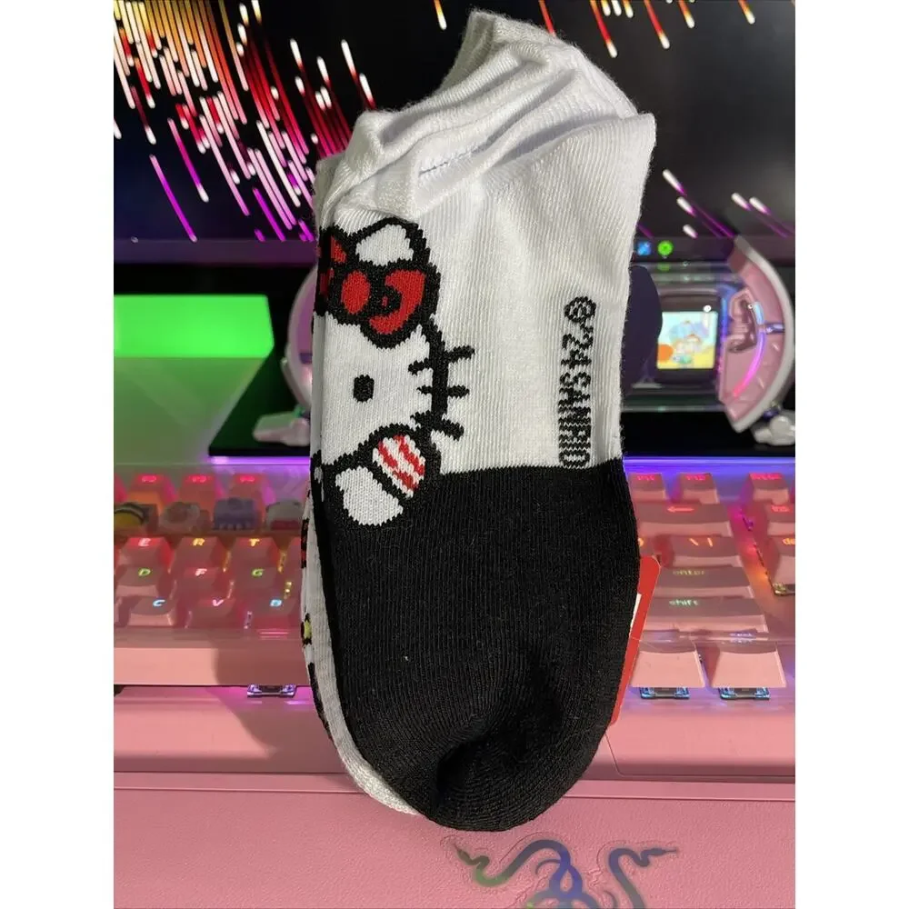 Hello Kitty No Show Socks Red Gray Black Stripe Color Block 2024 Sanrio 5 Pack